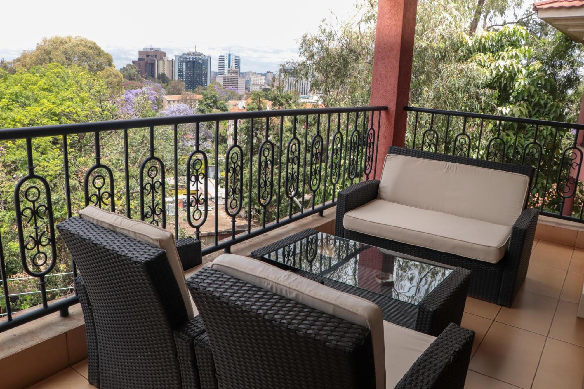Gemsuites Serviced Apartments State House ไนโรบี ภายนอก รูปภาพ