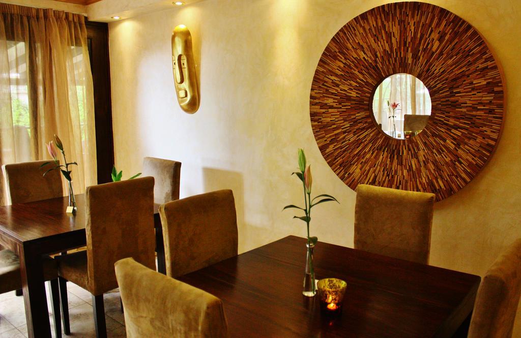 Gemsuites Serviced Apartments State House ไนโรบี ภายนอก รูปภาพ